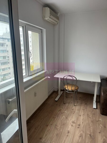 Garsoniera Banu Manta.